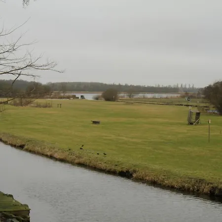 Hotel De Vooroever *